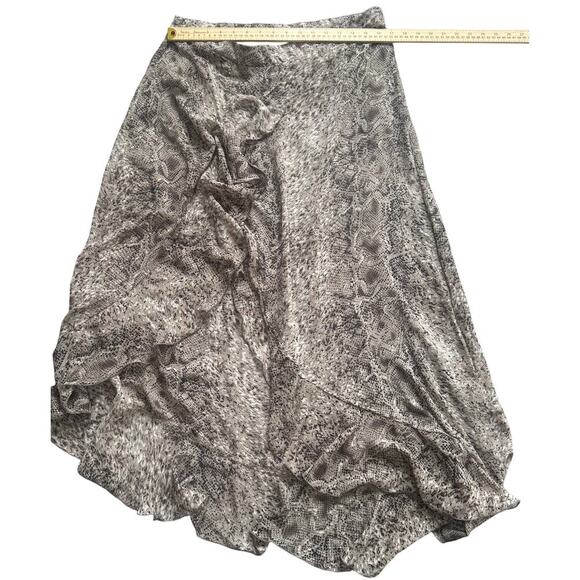 Boohoo Women’s Snake Print Ruffle Midi Skirt - Size US 12 / UK 16 / EU 44 - Picture 3 of 4
